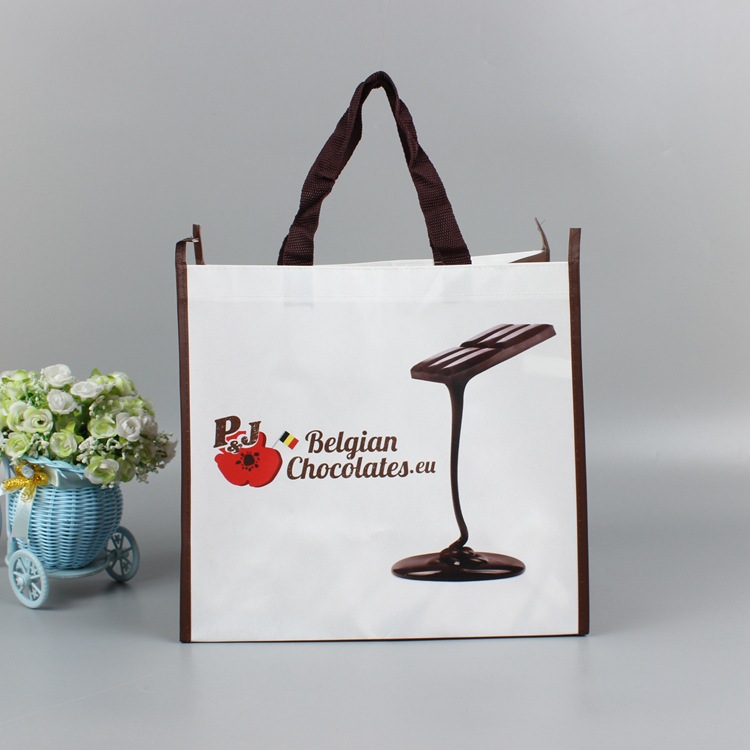 Borsa shopping laminata in tessuto non tessuto